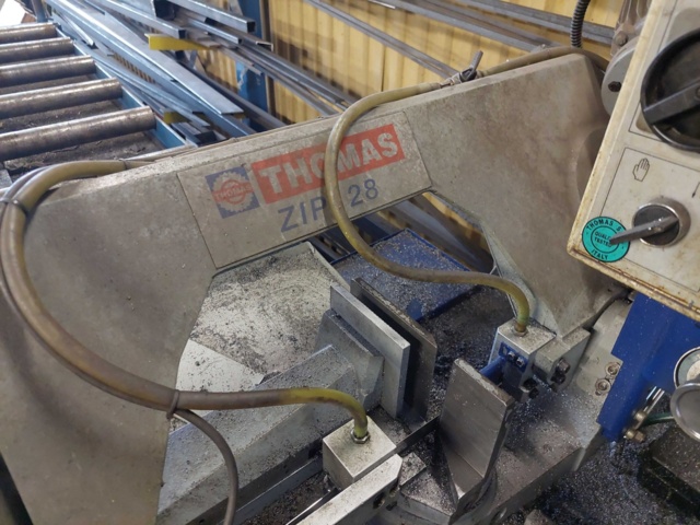 882051-5 Band saw Thomas Zip 28 with roller table