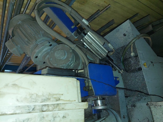 882051-11 Band saw Thomas Zip 28 with roller table