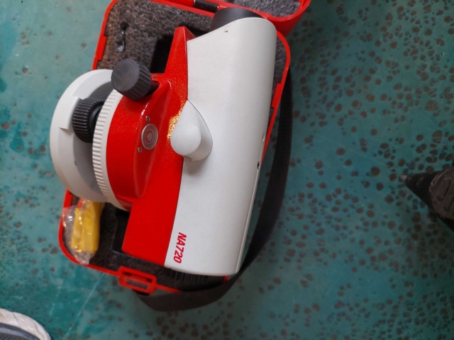 882067-7 Optical balance Leica NA 720 incl. stand