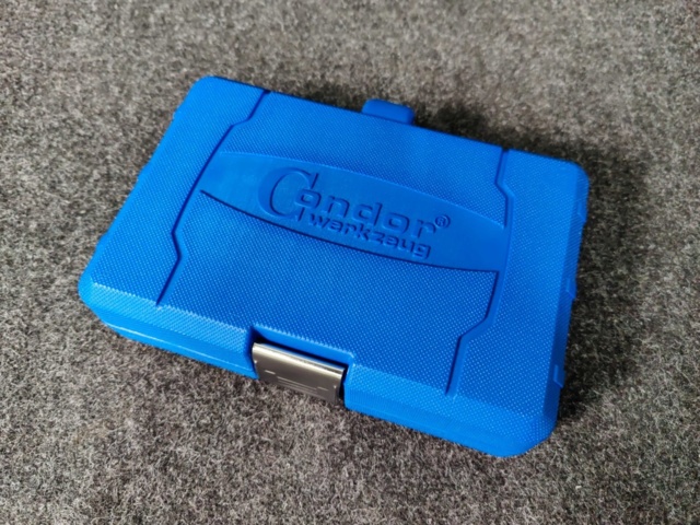 978205-11 Lock sleeve set Condor Volvo A & B (40 parts)