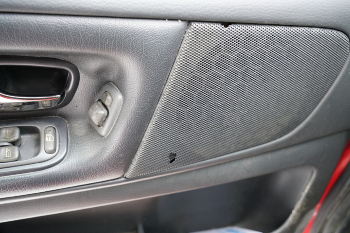 978390-28 Volvo V70 2.4 GLT - 1998