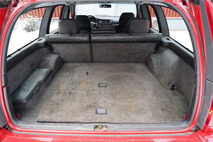 978390-31 Volvo V70 2.4 GLT - 1998