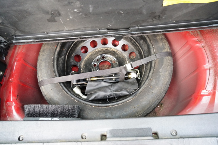 978390-32 Volvo V70 2.4 GLT - 1998