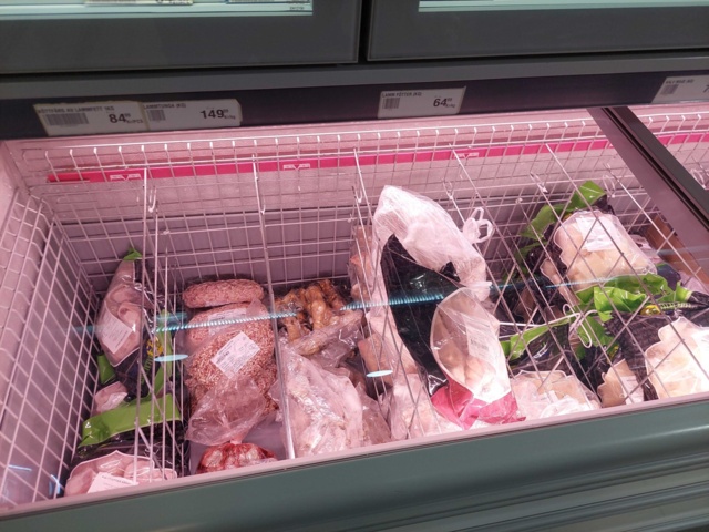 882542-4 Exposure freezer AHT Miami 250