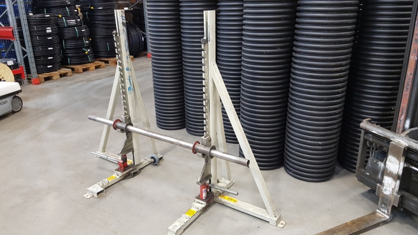 978469-1 Cable reel machine