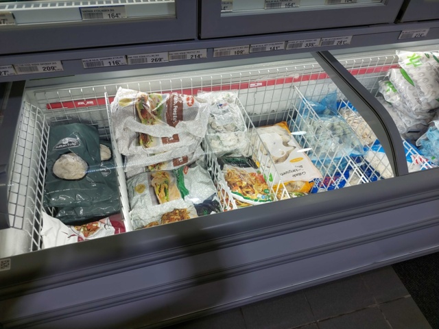 882547-3 Exposure freezer AHT Miami 250