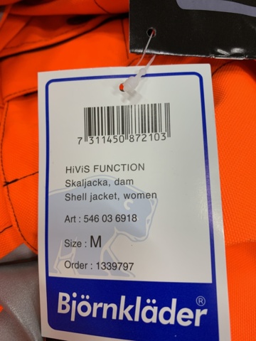 977280-4 Pallet with warning jackets - ladies