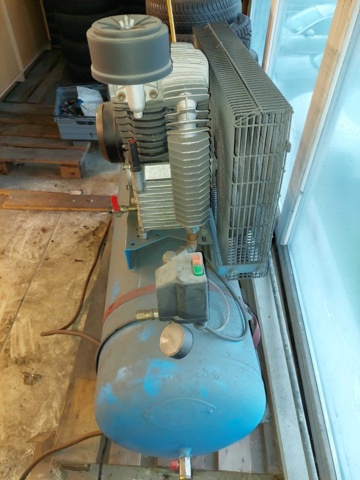 882616-4 Luftkompressor 150 lit 400v