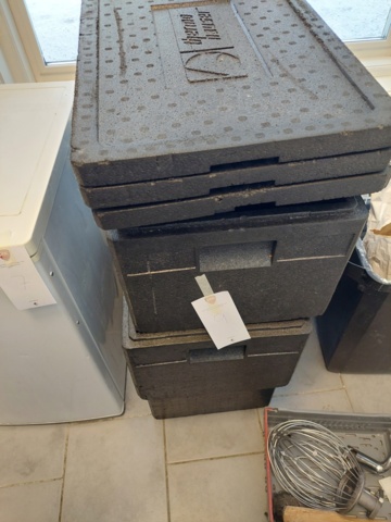 978543-2 Catering boxes Frigolit