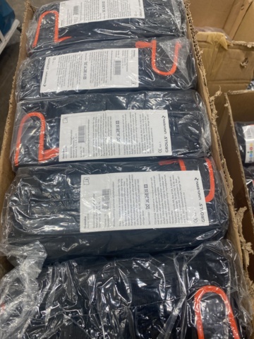 977301-10 Assortment of protective gloves