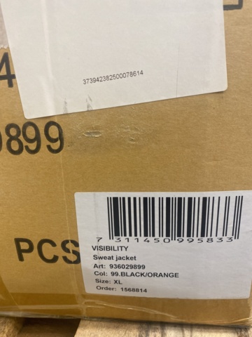 977301-11 Assortment of protective gloves