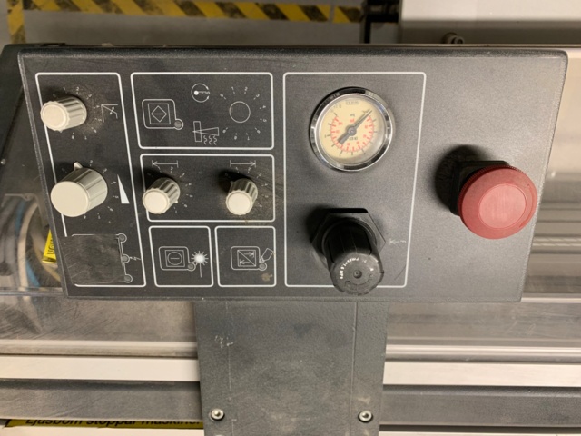 978488-4 Cutting machine Crest Contrail 320