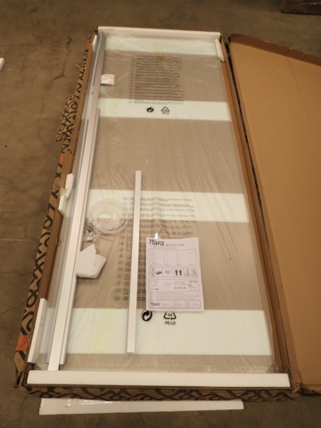 862146-1 Shower walls
