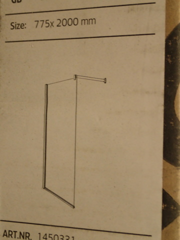 862146-12 Shower walls