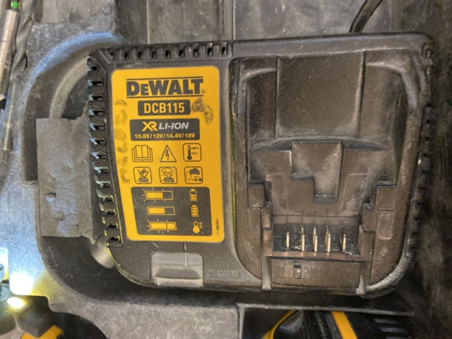 946650-7 DeWalt tools