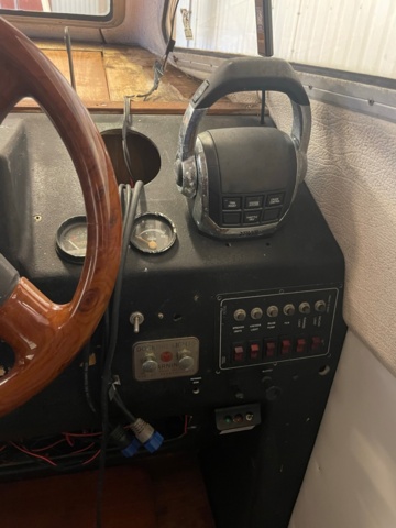 934717-38 Flipper 760 -1984 ink boat trailer