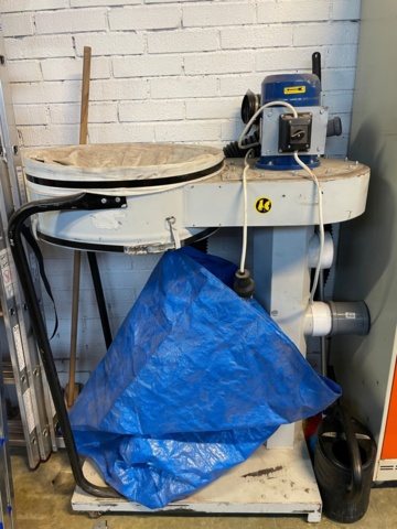 978686-7 Carpet shaker/vacuum cleaner