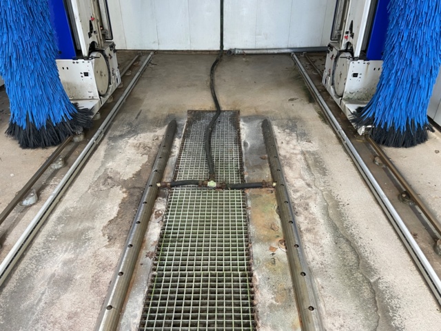 979440-6 Complete car wash / automatic car wash