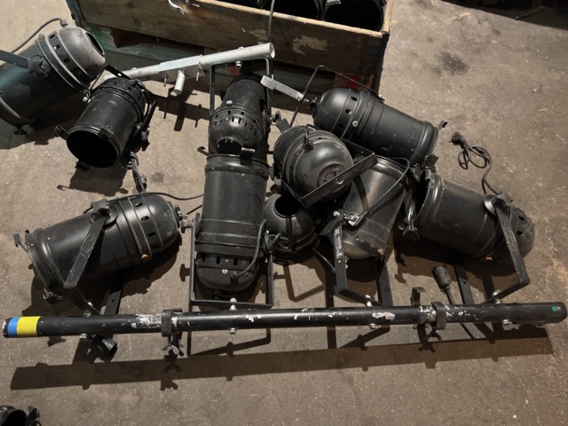 908033-5 Studio lamps, approx. 20 pieces