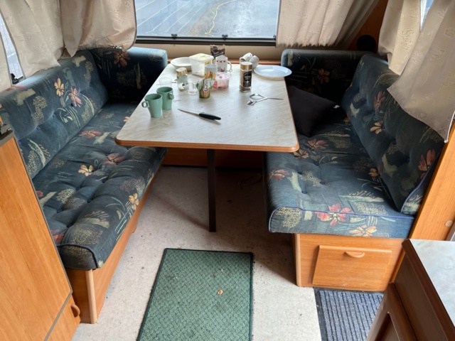 953033-6 Caravan with long bed Polarvagnen Polar 560gs - 1999