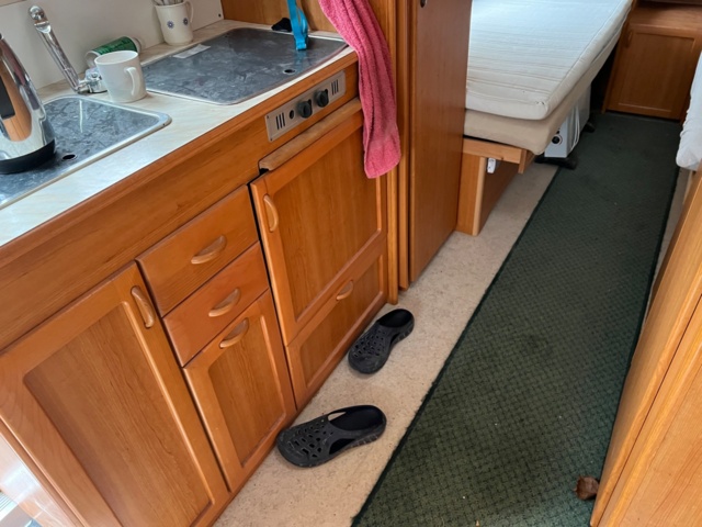 953033-10 Caravan with long bed Polarvagnen Polar 560gs - 1999