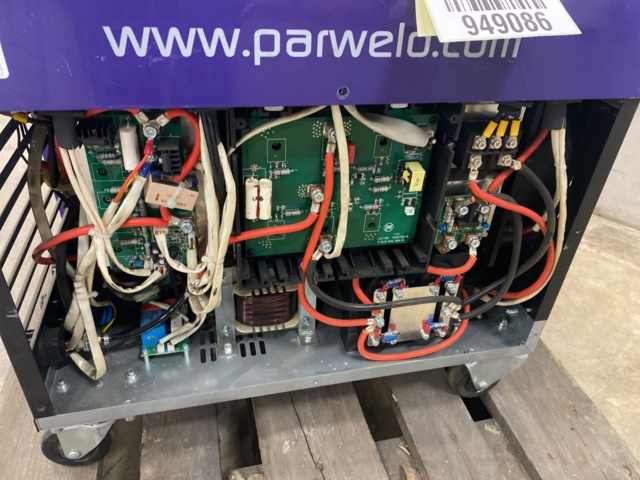 949086-3 Plasma cutter Parweld Cut 100 (rope object)