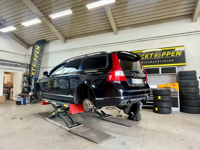 980607-9 Volvo V70 2.0 D Manual, 136hp, 2008