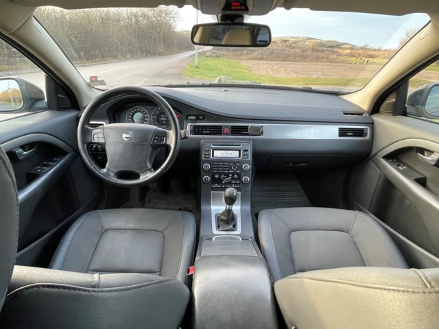 980607-14 Volvo V70 2.0 D Manual, 136hp, 2008