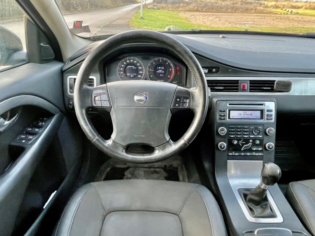 980607-16 Volvo V70 2.0 D Manual, 136hp, 2008