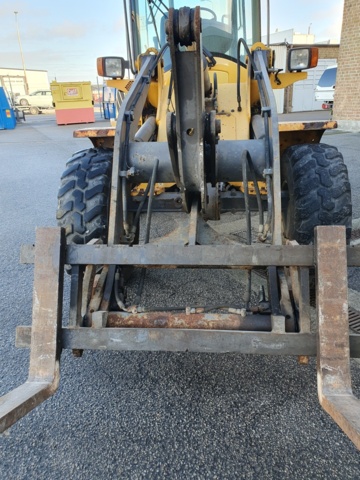 973491-8 Hjullastare - Volvo L30 2000'