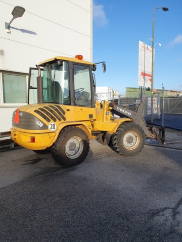 973491-2 Hjullastare - Volvo L30 2000'