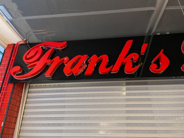 980671-3 Blamed with lighting