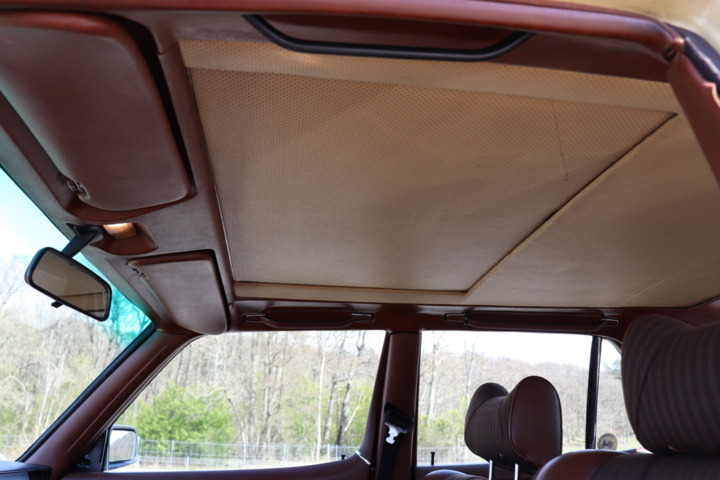 953032-12 Mercedes-Benz 450 SE - 1974