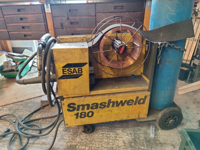 976262-2 Migsvets Esab Smashweld 180