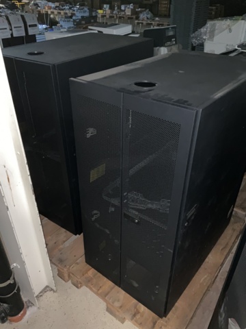 961411-5 3 server/computer cabinets