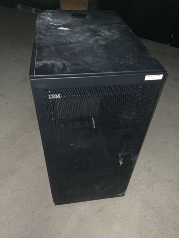 961418-6 4 server/computer cabinets IBM on wheels