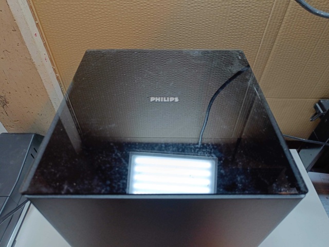 928717-11 SoundBar Philips SW8100/12