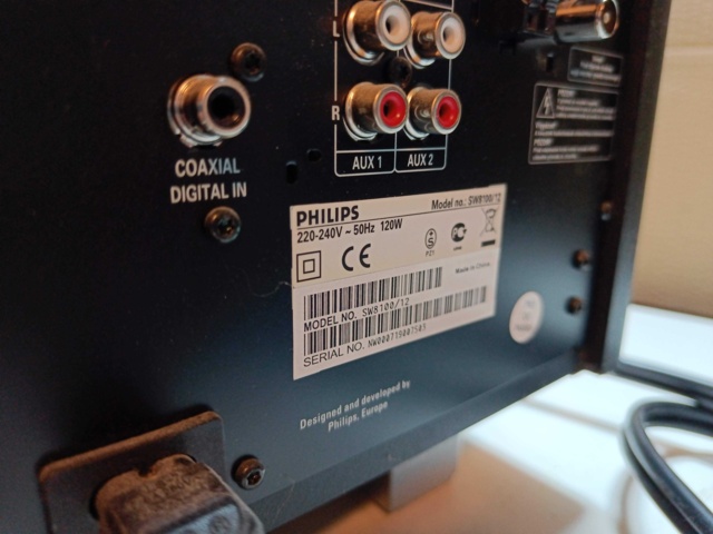 928717-13 SoundBar Philips SW8100/12