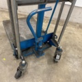 979491-3 Lift trolley