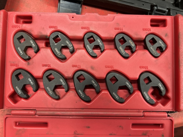 974215-5 Special tools, 6 different sets