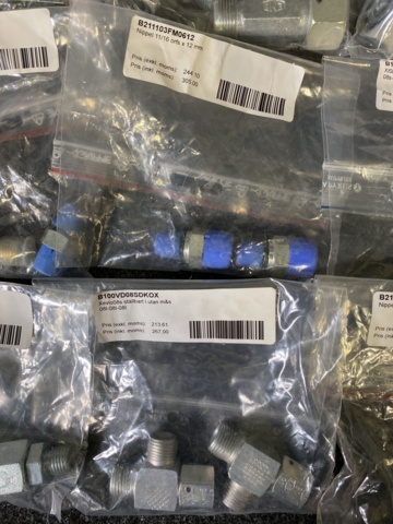 981360-11 Hydraulikkomponenter