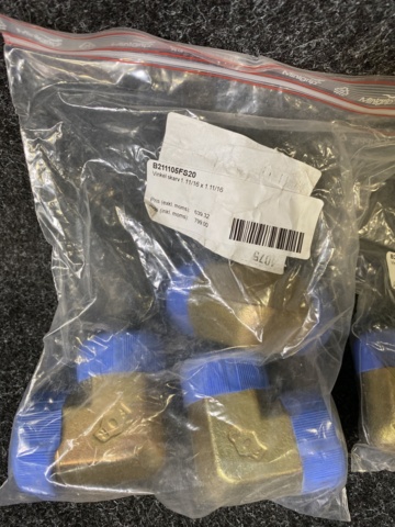 981360-27 Hydraulikkomponenter