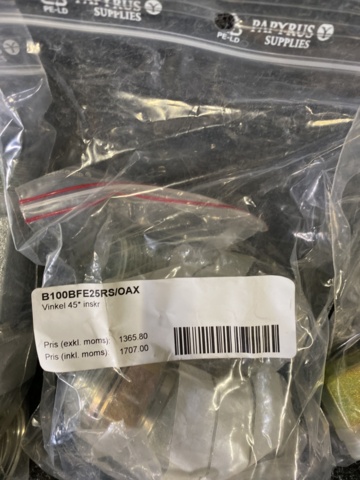 981360-34 Hydraulikkomponenter