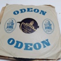887947-46 Large stone cake / gramophone record collection