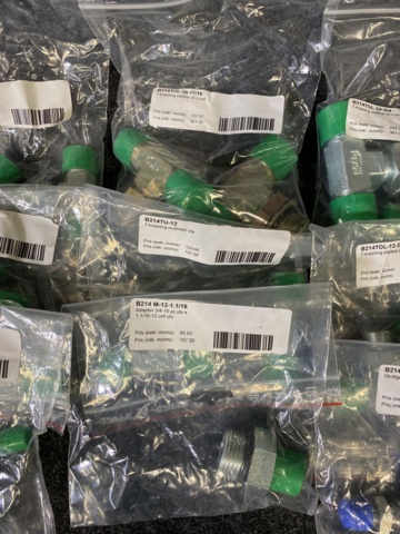 981556-15 Hydraulikkomponenter