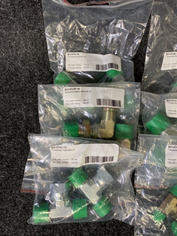 981556-17 Hydraulikkomponenter