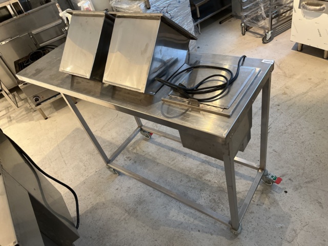 921024-2 Stainless bench with heating boxes & water bath