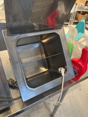 921024-6 Stainless bench with heating boxes & water bath