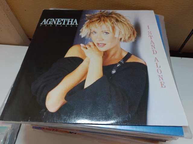 887951-25 Large LP record collection, approx. 65 records