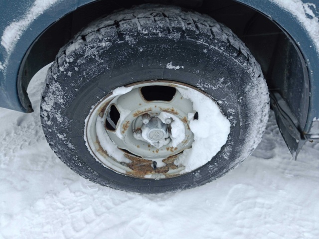 928741-9 Volvo 245 2.3 -1993